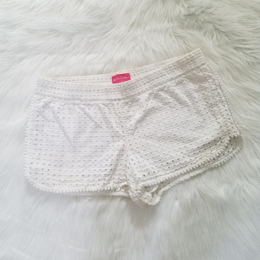 Lily Pulitzer White Eyelet Shorts Size Large
